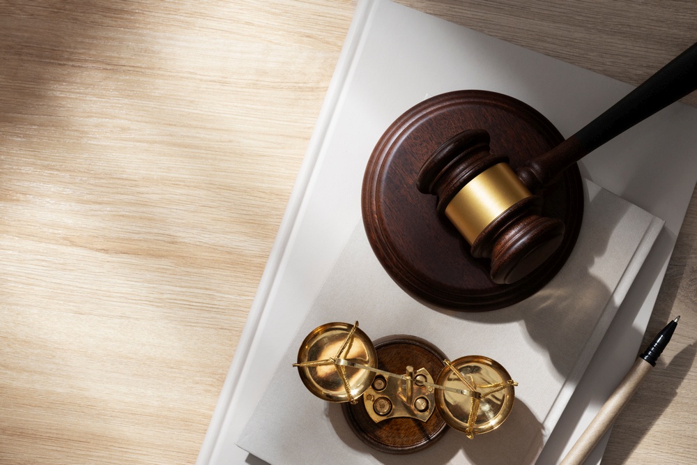 Pomoc prawna a odszkodowania: Dlaczego warto skorzystać z usług prawnika?