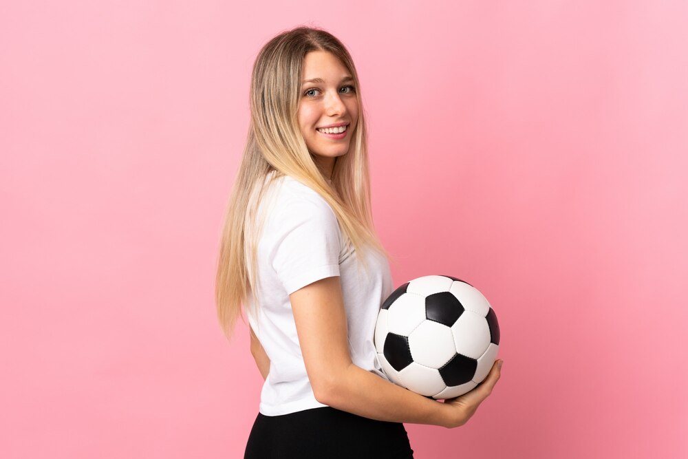 Lech Poznań inwestuje w przyszłość: przejęcie Sparks Academy dla młodych piłkarek