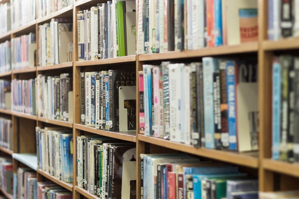 Kulturalny tydzień pełen inspiracji: Wernisaże, spotkania i literackie odkrycia